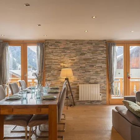 Апартаменты L'eterlou, 2 Minutes A Pied Des Telecabines, Paradiski, Belle Vue *